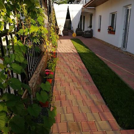 דירות Două Mai Casa Flor מראה חיצוני תמונה