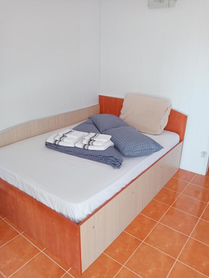 דירות Două Mai Casa Flor מראה חיצוני תמונה